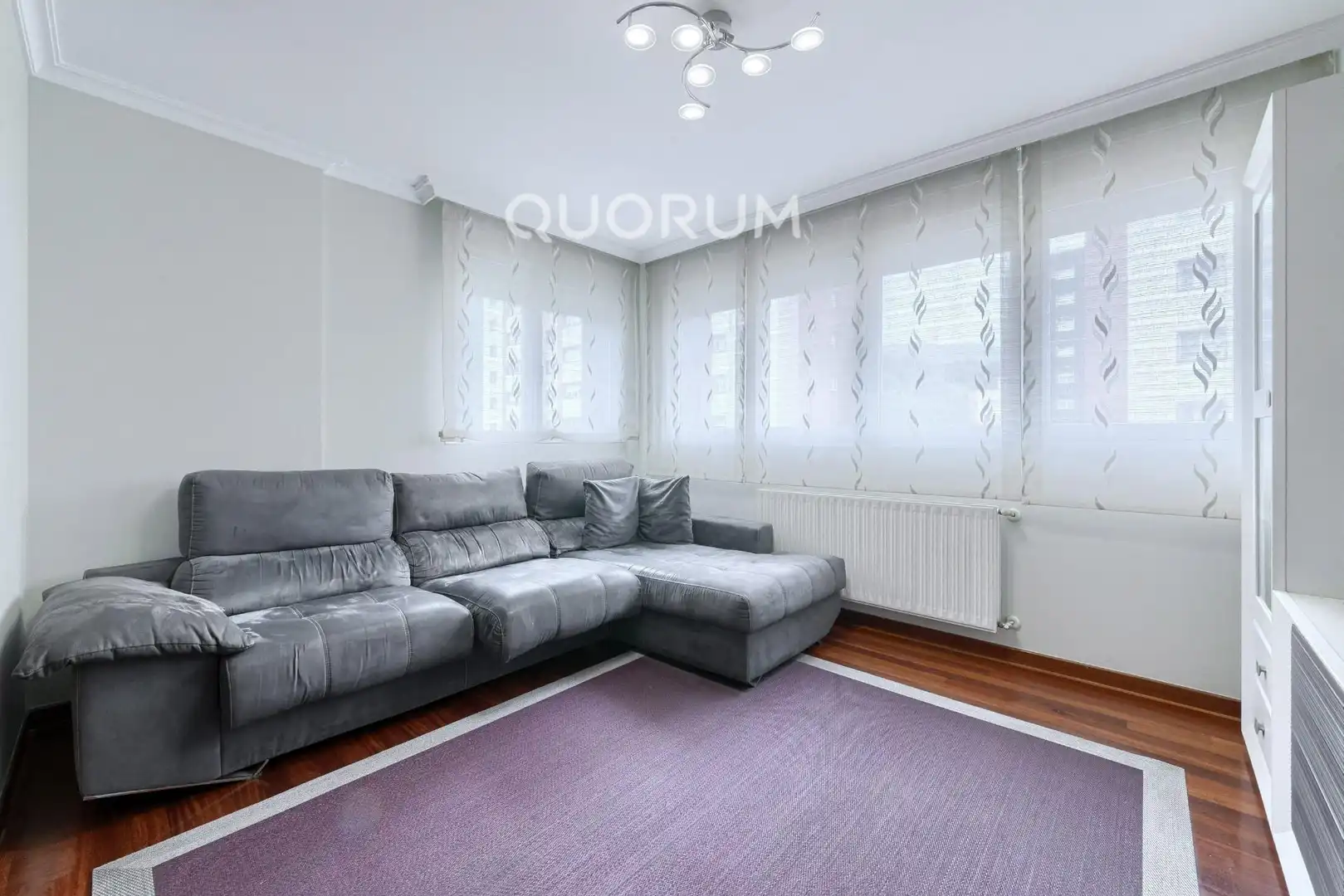 Sala de estar de Piso en venta en Barakaldo  con Calefacción, Jardín privado y Trastero