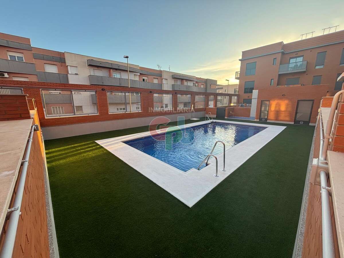 Piscina de Pis en venda en Vícar amb Terrassa i Piscina comunitària