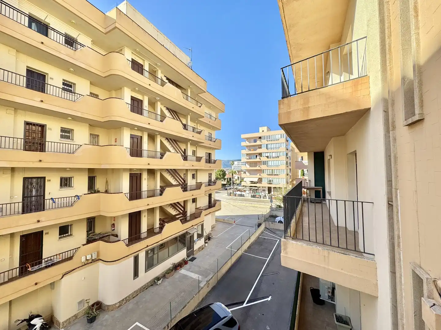 Vista exterior de Piso en venta en Roses con Calefacción, Jardín privado y Balcón