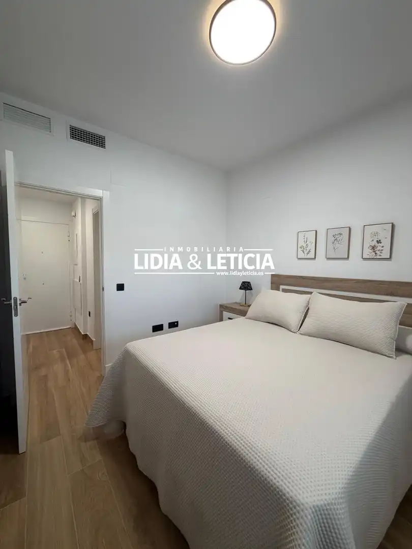 Bedroom of Flat for rent in Alcalá de Guadaira  with Air Conditioner, Terrace and Furnished