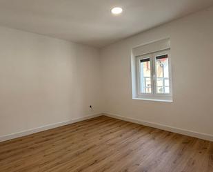 Bedroom of Flat for sale in Usurbil  with Heating, Terrace and Furnished