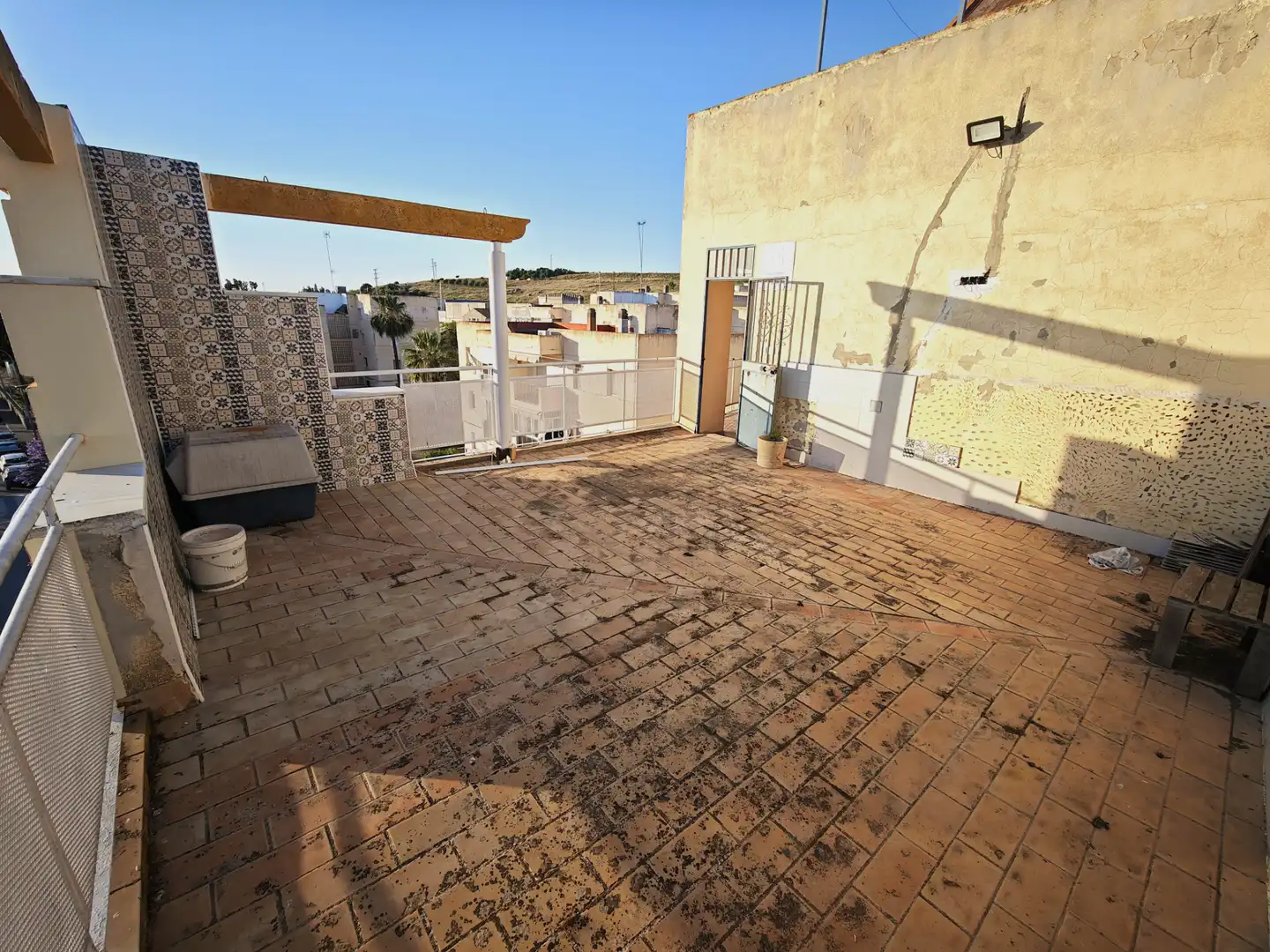Terraza de Ático en venta en Lebrija con Terraza, Amueblado y Balcón