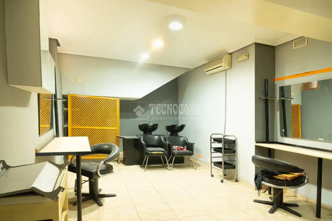 Locale commerciale in vendita a C. Joaquín Galván, imagen 14