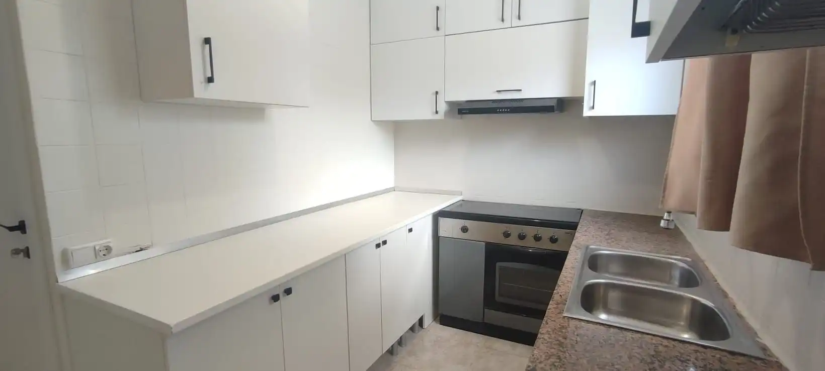 Cocina de Casa o chalet en venta en Vallirana con Aire acondicionado, Jardín privado y Terraza