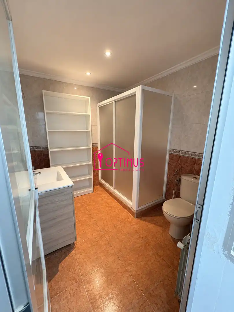 Habitación de Apartamento en venta en Torrent con Aire acondicionado, Jardín privado y Terraza