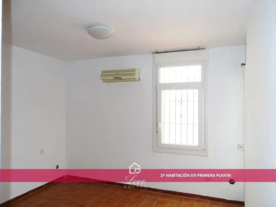 Schlafzimmer von Einfamilien-Reihenhaus zum Verkauf in Puerto Real mit Klimaanlage und Terrasse