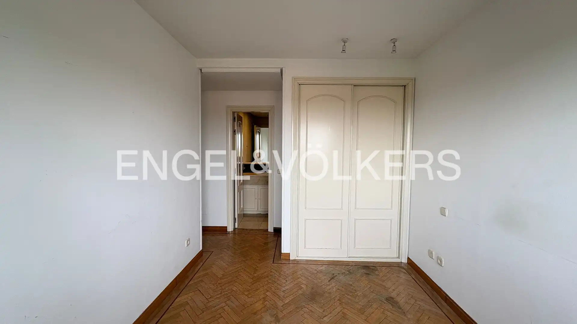 Flat with terrace to rent in Zona Carretera del Plantío, imagen 44