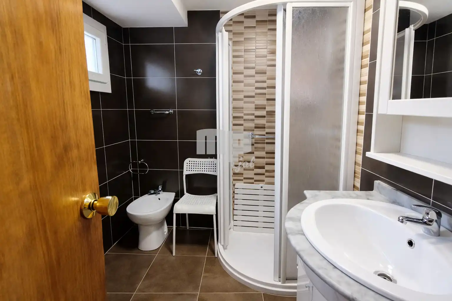 Baño de Casa adosada en venta en Covelo con Jardín privado, Terraza y Trastero