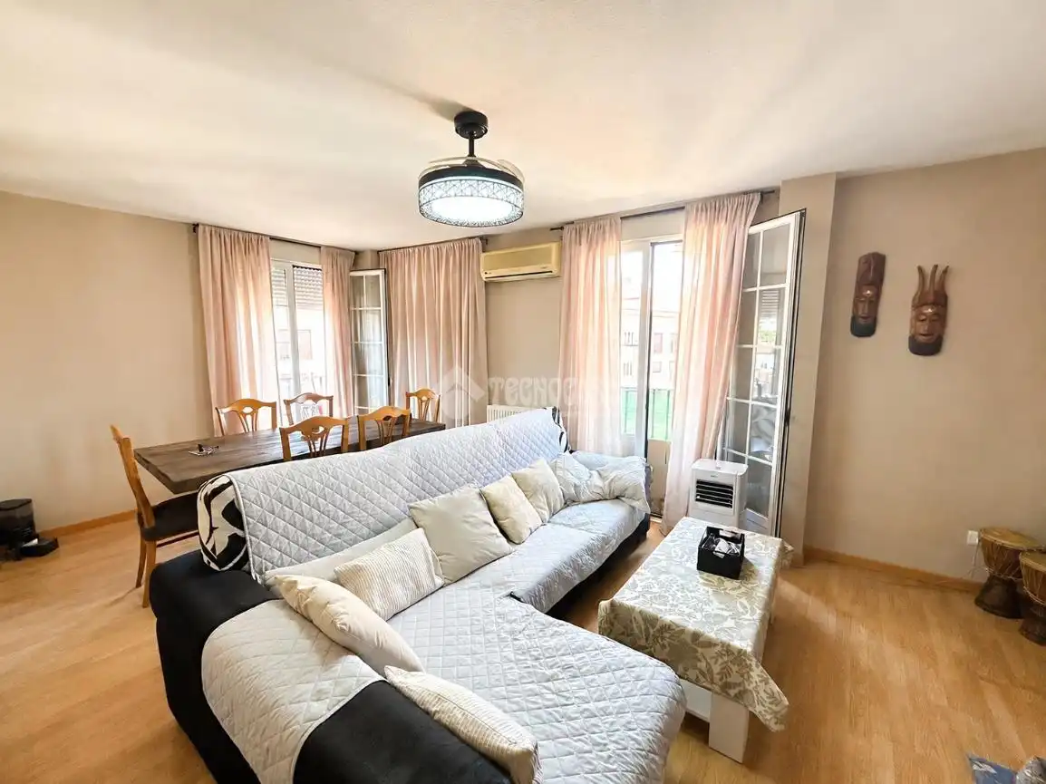 Sala d'estar de Pis en venda en Griñón amb Calefacció i Terrassa