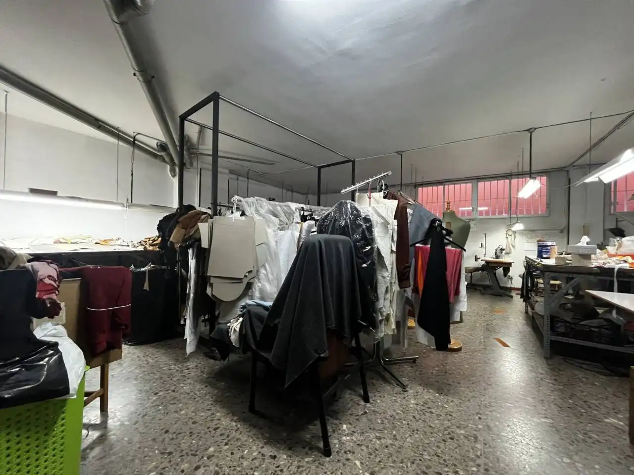 Geschaftsraum zur Miete in Calle Felip II, La Sagrera