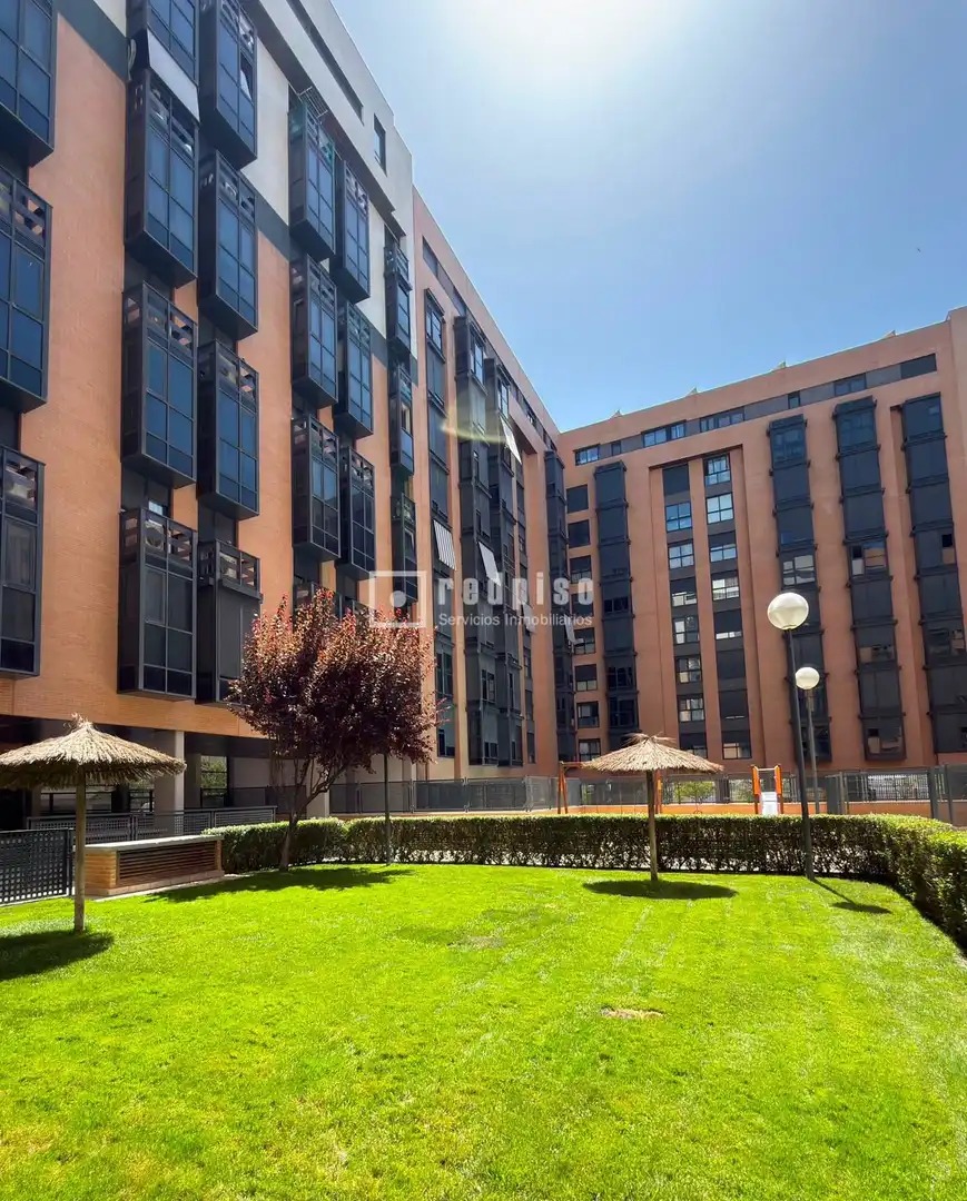 Duplex with pool for sale in de la Gran Vía del Sureste, imagen 19