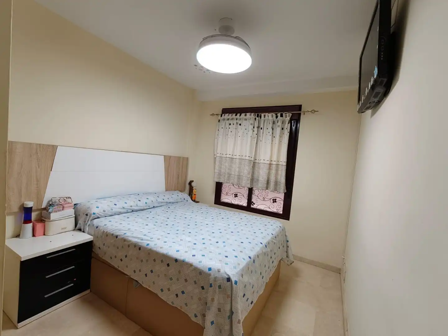 Habitación de Piso en venta en Aldaia con Aire acondicionado, Balcón y Piscina comunitaria