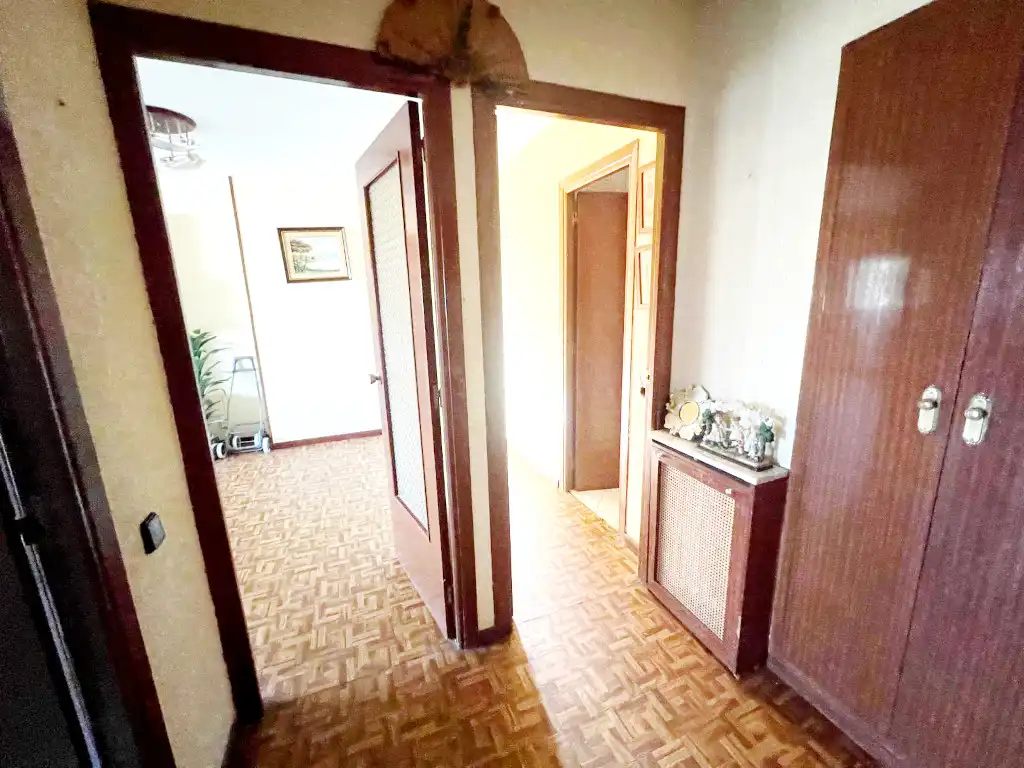 Piso en venta en Madrid con Calefacción, Parquet y Terraza