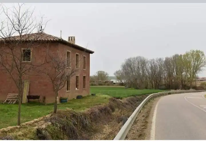 Vista exterior de Terreno en venta en Aguilar de Campos