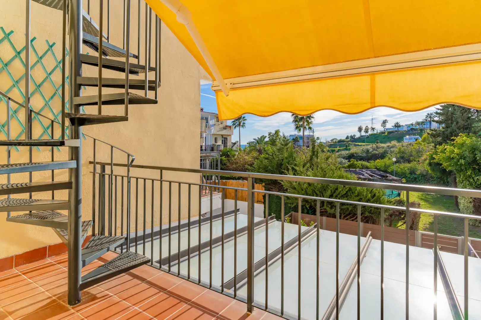 Terrace of Detached homes for sale in Benalmádena  with Air Conditioner, Private garden and Terrace