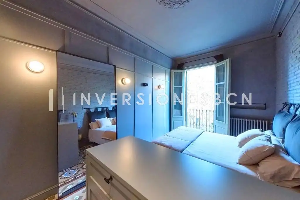 Flat for rent in Calle TRAFALGAR, Sant Pere, Sta. Caterina i la Ribera