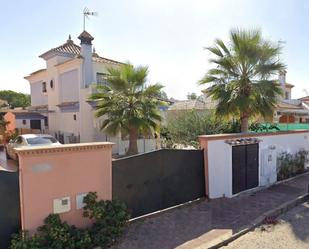 Vista exterior de Casa o xalet en venda en Almonte amb Jardí privat, Terrassa i Traster