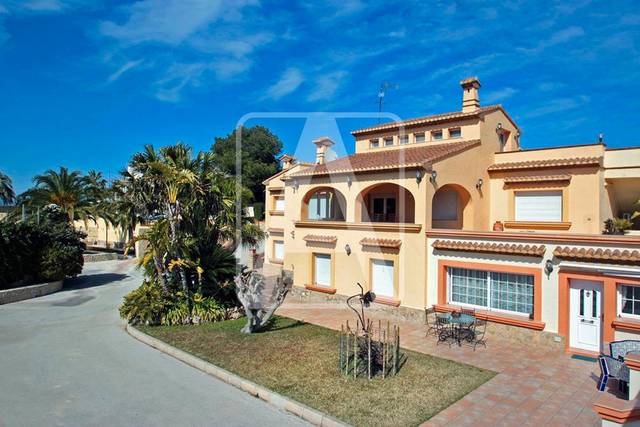 Casa-chalet en Venta en Benissa pueblo