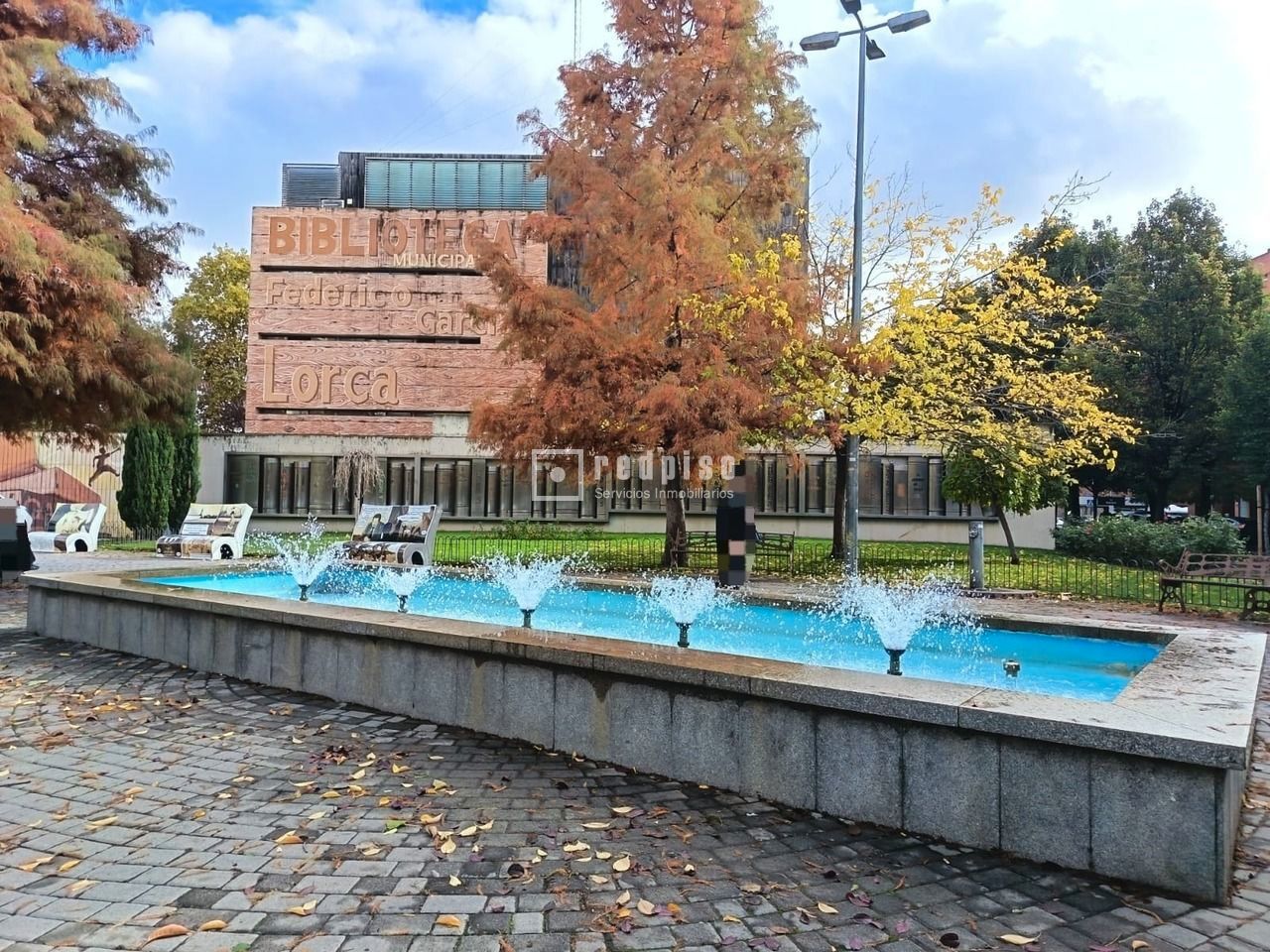 Vista exterior de Àtic en venda en Torrejón de Ardoz amb Calefacció, Parquet i Terrassa