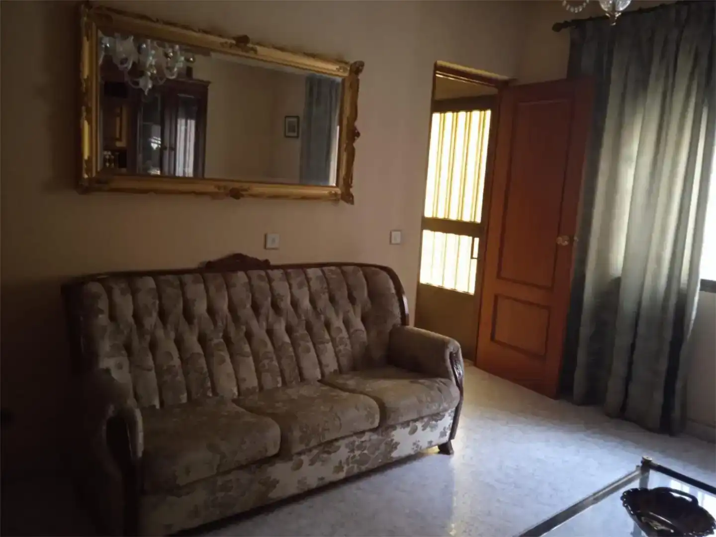 Sala de estar de Casa adosada en venta en Logrosán
