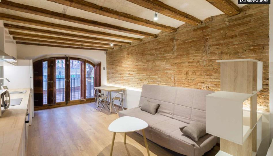 Foto 1 de Estudi per a compartir a El Raval, Barcelona