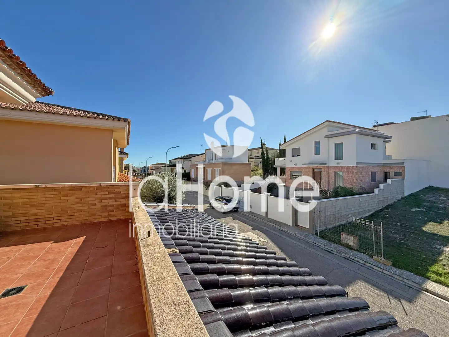 Vista exterior de Casa o xalet en venda en Riba-roja de Túria amb Terrassa, Piscina i Balcó