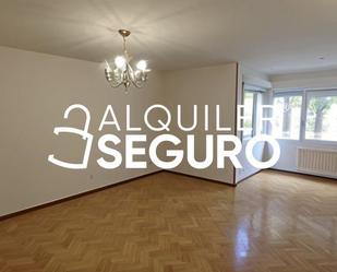 Sala d'estar de Pis de lloguer en  Madrid Capital amb Aire condicionat i Calefacció