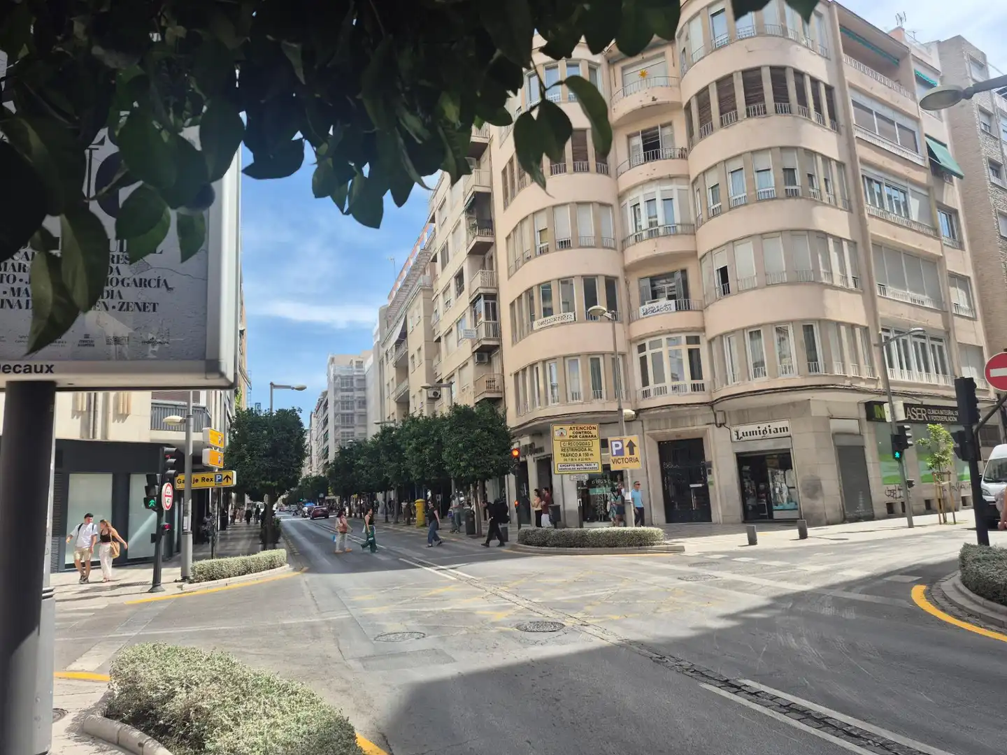 Exterior view of Flat for rent in Ronda