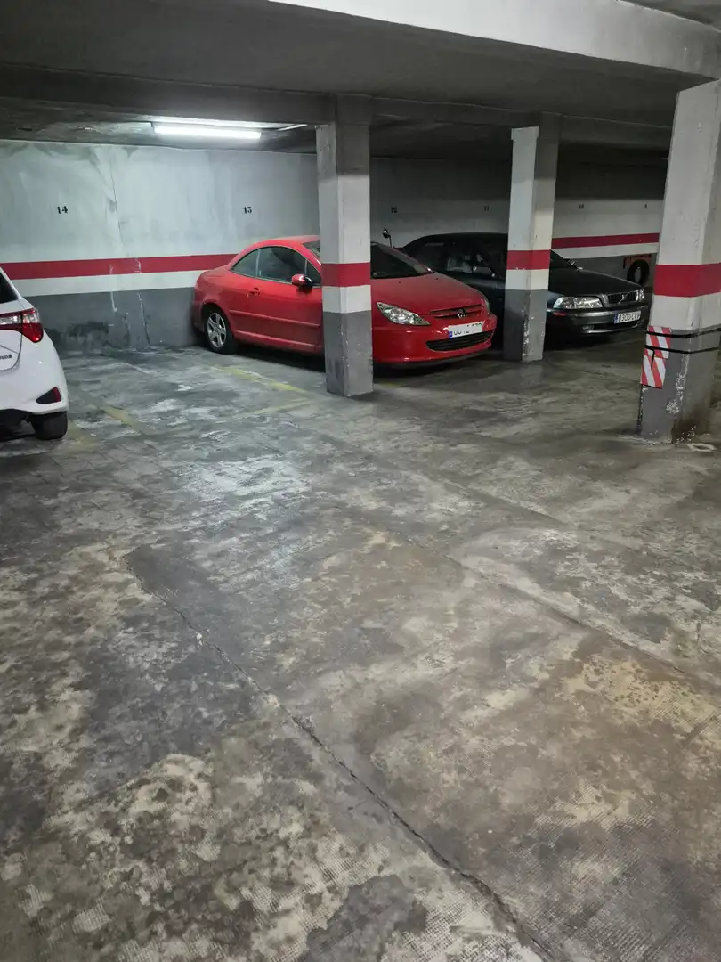 Aparcament de Garatge en venda en Valencia