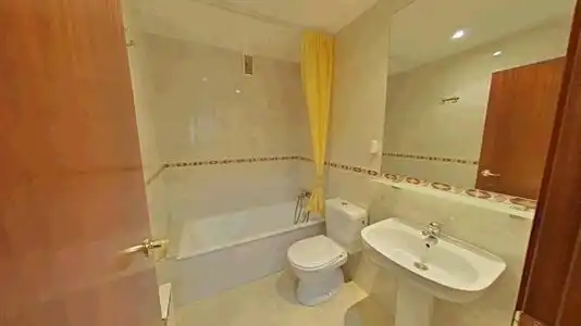 Baño de Piso en venta en Polinyà con Aire acondicionado, Calefacción y Terraza