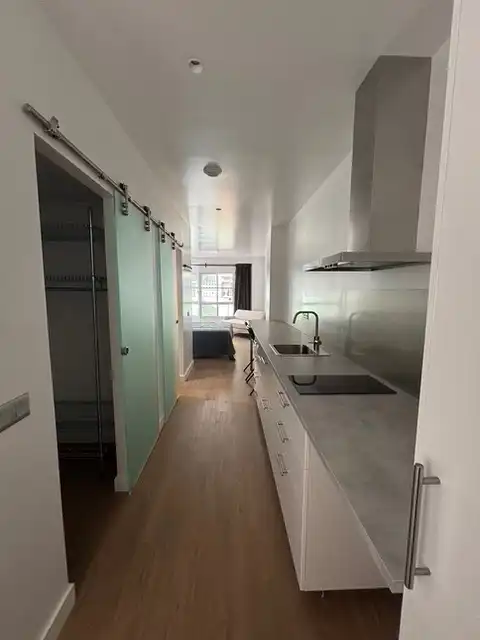 Cuina de Estudi de lloguer en Las Palmas de Gran Canaria amb Parquet, Moblat i Rentadora