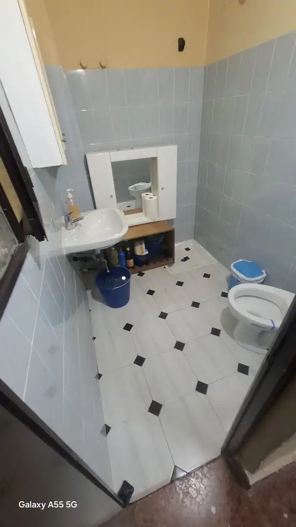 Baño de Piso en venta en Jamilena con Aire acondicionado, Calefacción y Terraza