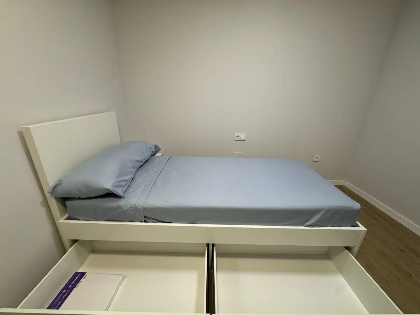 Schlafzimmer von Wohnung zur Miete in Málaga mit Klimaanlage, Terrasse und Abstellraum