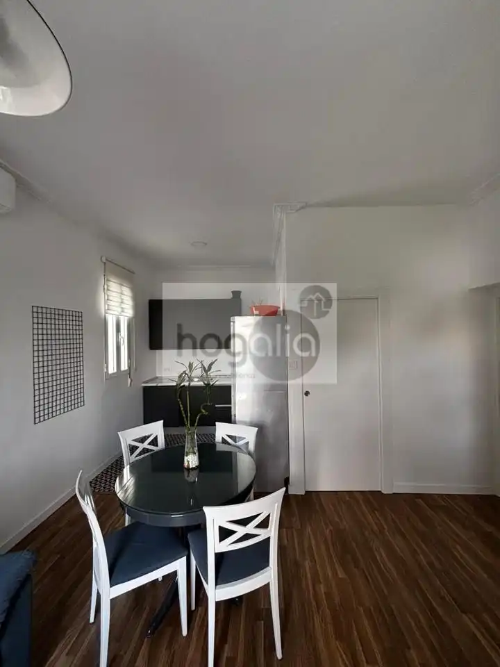 Flat for rent in Ciudad Jardín