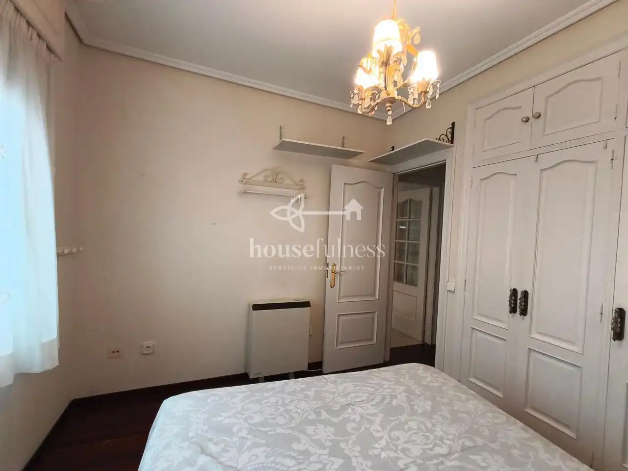 Schlafzimmer von Wohnungen zur Miete in Ferrol mit Heizung, Abstellraum und Möbliert