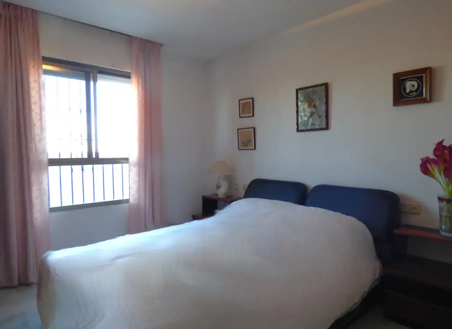 Schlafzimmer von Dachboden zum Verkauf in Cádiz mit Heizung und Terrasse