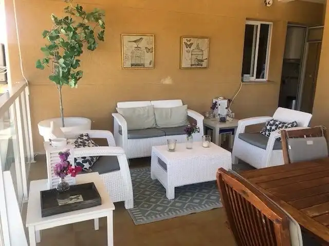 Apartamento de alquiler en Carrer Venecia, Montañar - El Arenal