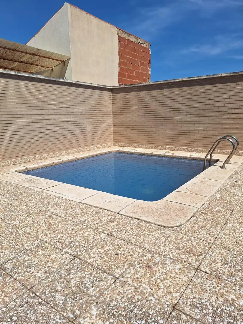 Piscina de Pis en venda en Murcia