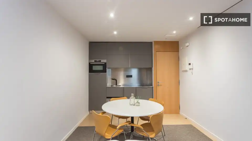 Habitació a Sant Gervasi- Galvany