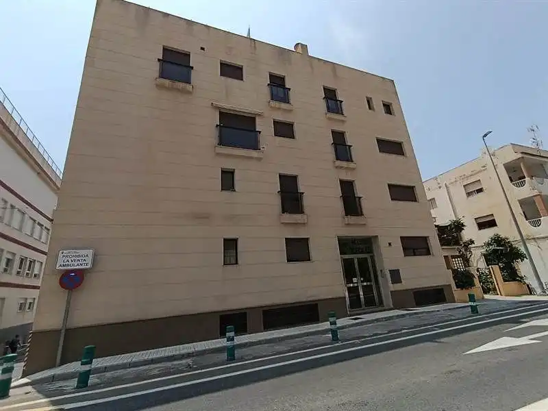 Apartamento en venta en La Mamola