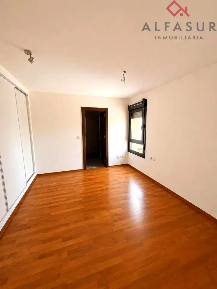 Habitación de Piso de alquiler en Málaga con Aire acondicionado y Parquet