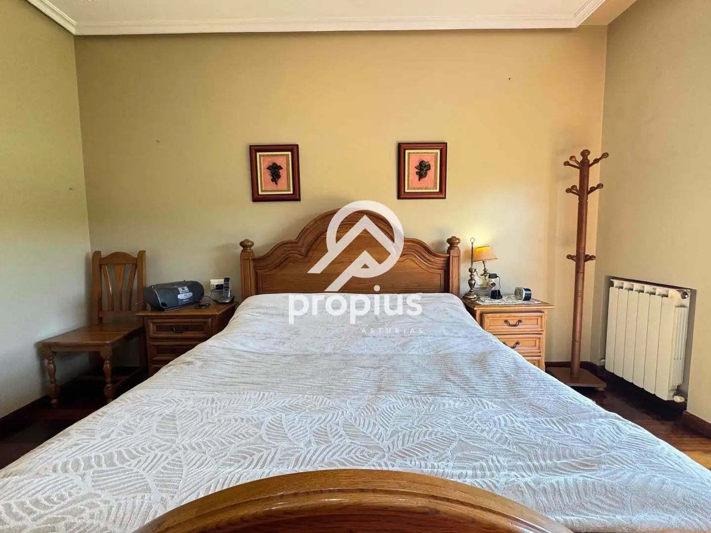 Habitación de Casa o chalet en venta en Avilés con Calefacción, Jardín privado y Parquet