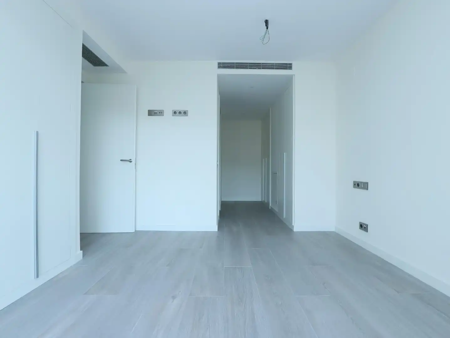 Ático en venta en Esplugues de Llobregat con Aire acondicionado, Calefacción y Jardín privado