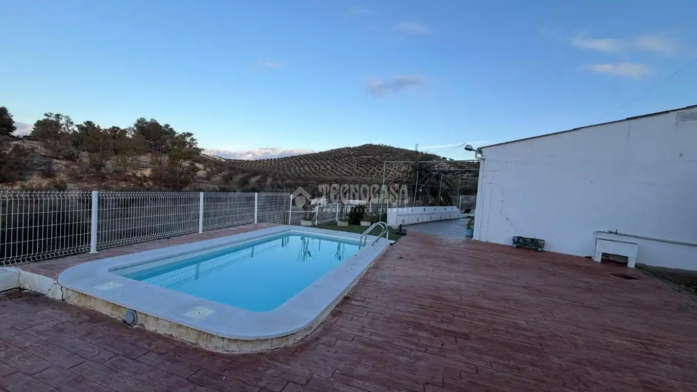 Piscina de Finca rústica en venta en Jaén con Trastero