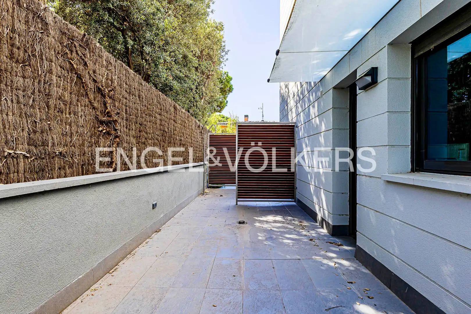 Terrace of Houses for sale in Esplugues de Llobregat  with Air Conditioner, Heating and Private garden