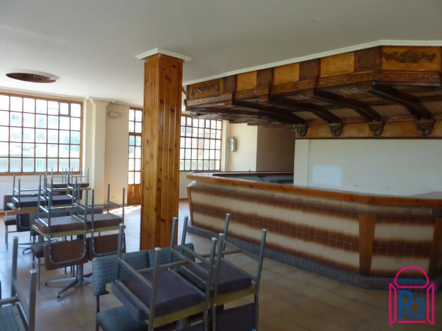 Commercial properties for sale in Villaturiel  with Terrace