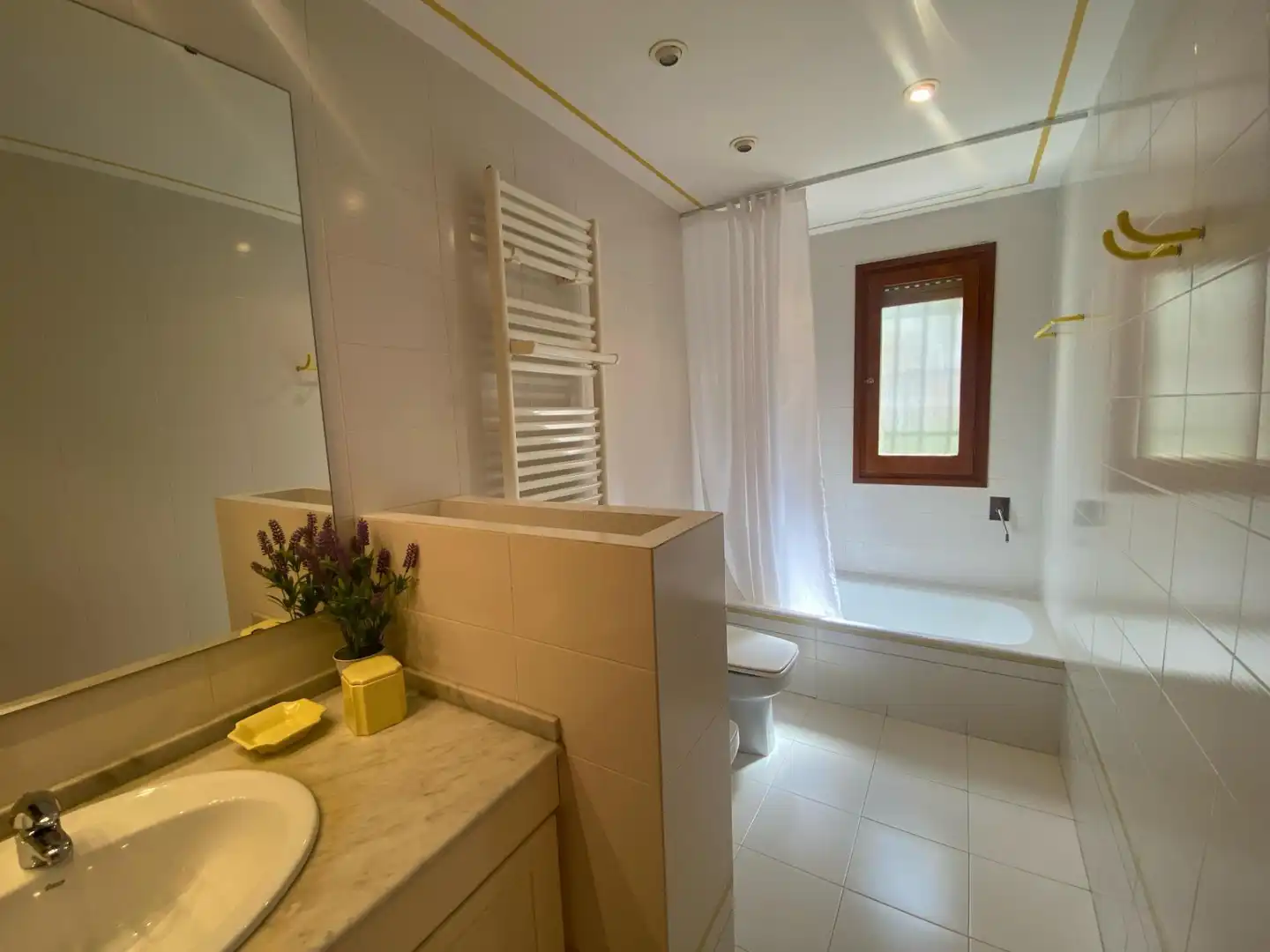 Bathroom of Houses for sale in Torrent  with Air Conditioner, Heating and Terrace