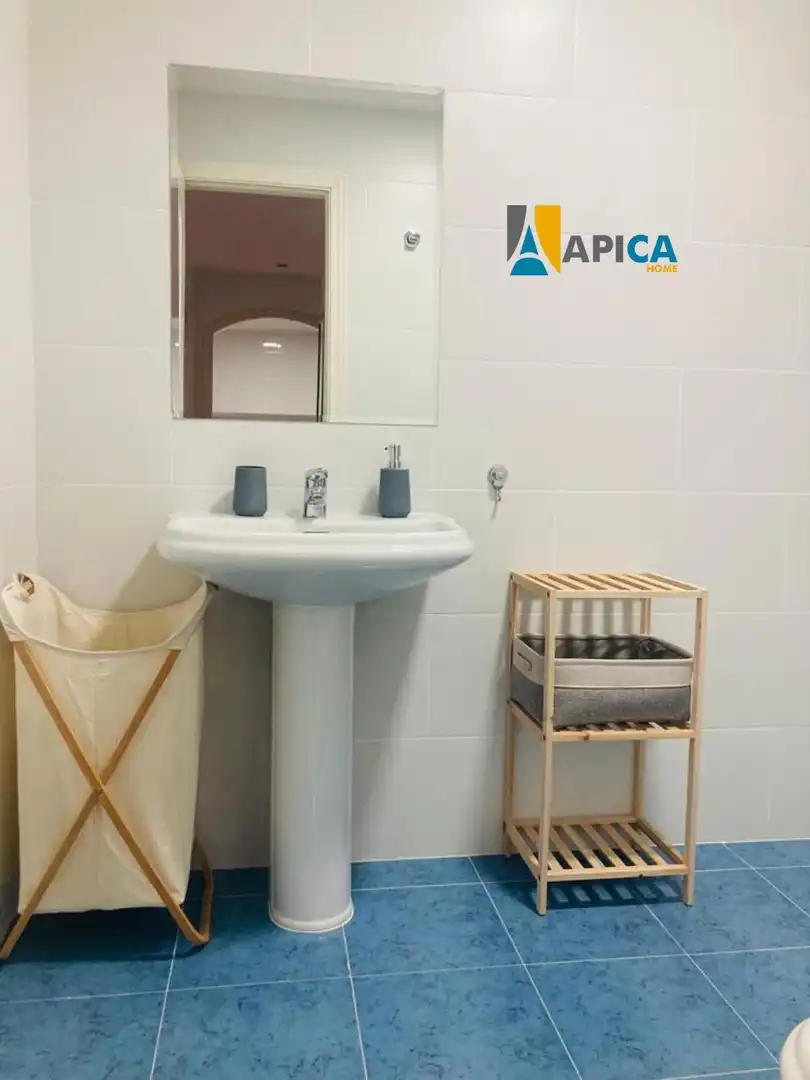 Baño de Piso en venta en Manilva con Piscina, Amueblado y Piscina comunitaria