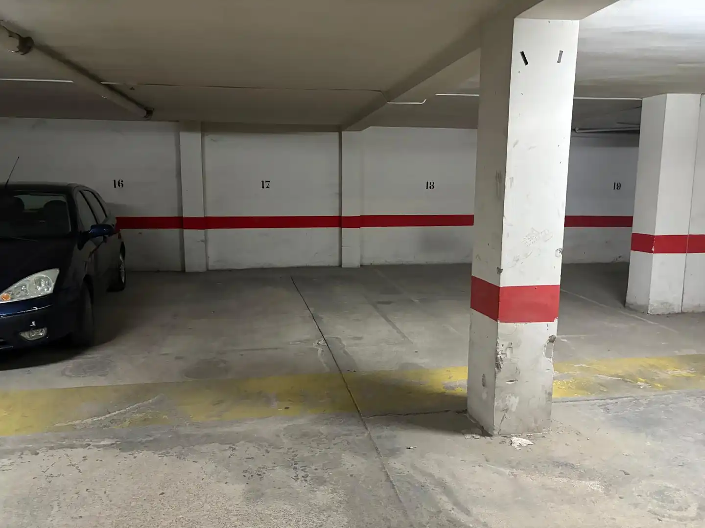 Parking de Piso en venta en Villena con Horno, Balcón y Internet