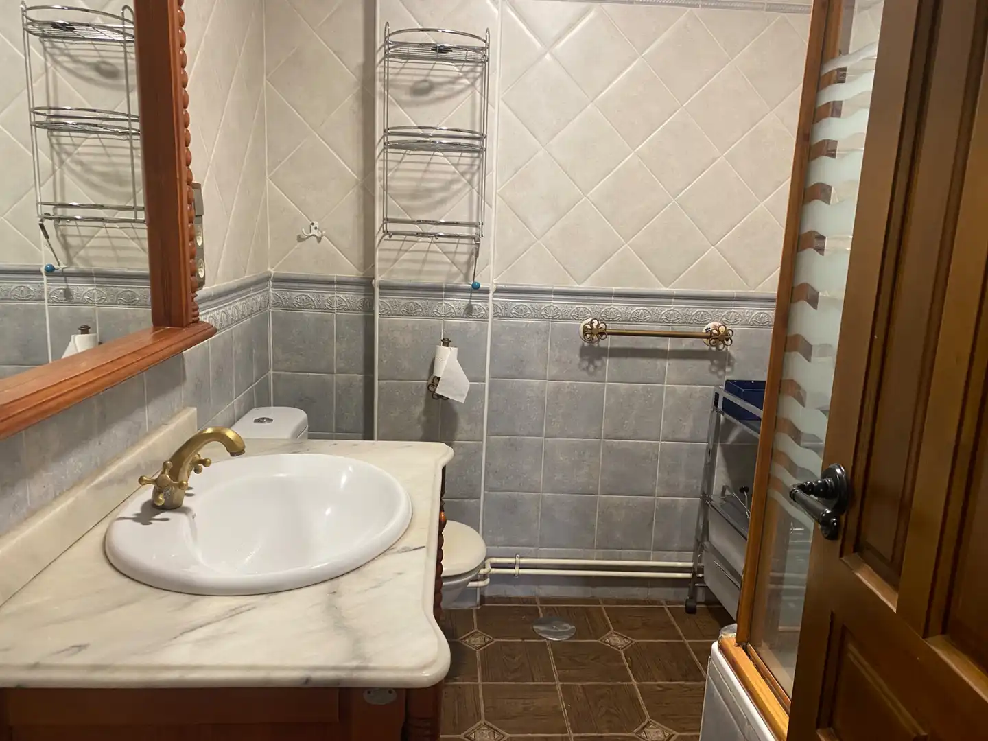 Bany de Pis de lloguer en El Perchel